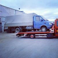 длинная газель на эвакуаторе